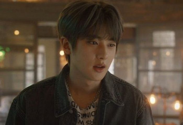 “방탄 진이 드라마에?”...팬클럽 아미들 동공 지진 일게 만든 남배우 정체