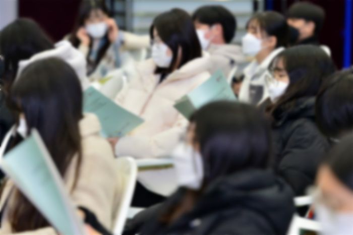 일년에 단 한번, 10대들 위해 전세계 비행기가 대한민국 하늘에서 벌이는 일