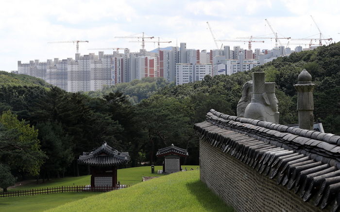 김포 장릉 아파트 건설사 관계자 “국가가 자기들 잘못만 덮으려 해...철거 절대 못한다”