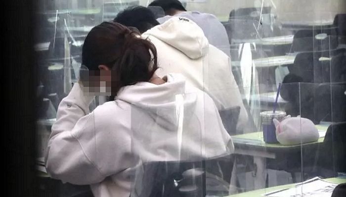 수능 시험서 엄마가 도시락에 넣어둔 폰 울려 ‘부정행위’로 퇴실당했던 재수생