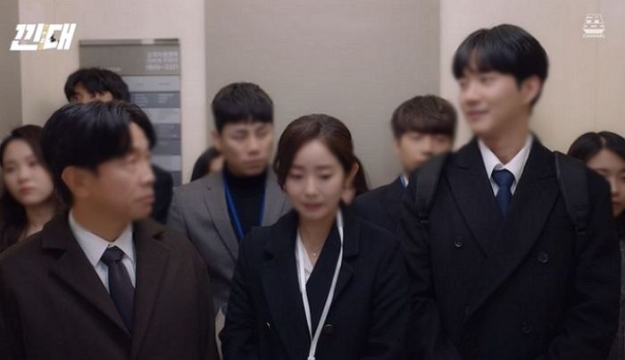 지각한 거 혼내니까 “과장님, 부장님도 지각하지 않냐”고 따진 패기甲 신입사원