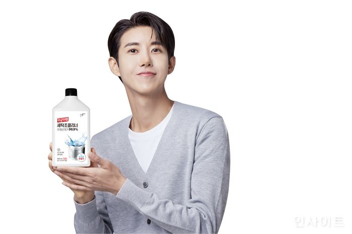 피죤, 세탁기 위생 관리 돕는 ‘무균무때 세탁조 클리너’ 출시