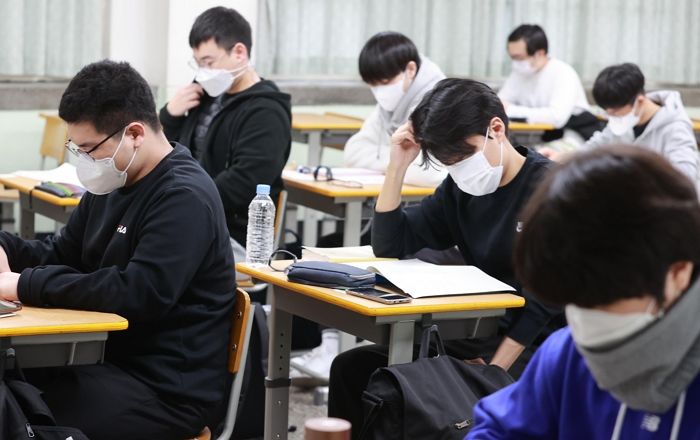 1년간 쉼없이 달려온 수험생들 마음 따뜻하게 해준 올해 수능 ‘필적확인’ 문구