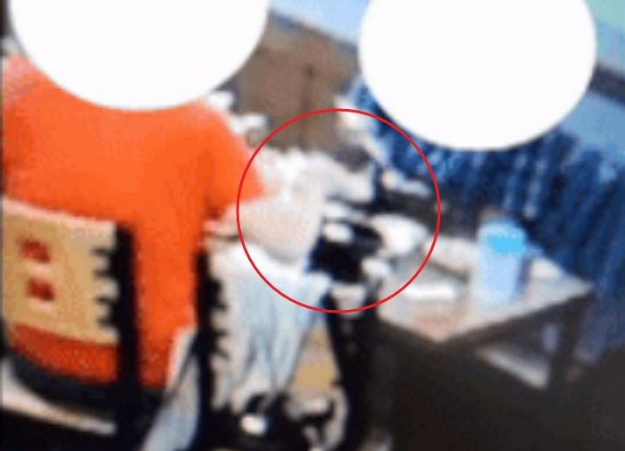 “삼계탕에 휴지 넣고 음식값 5만원 먹튀한 가족, CCTV 본 경찰이 ‘무혐의’랍니다” (영상)