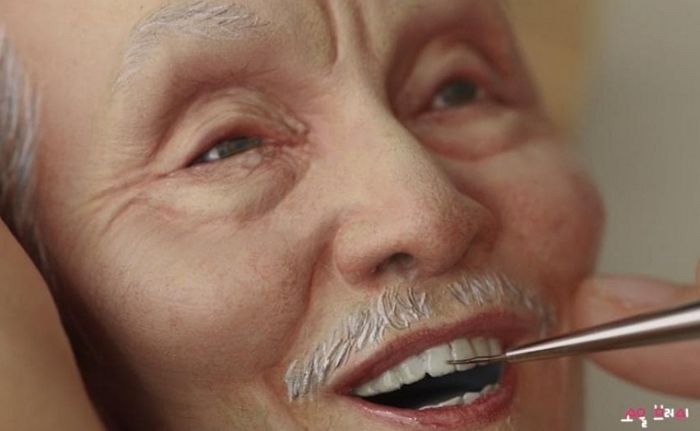 금손 덕후가 만든 오징어게임 ‘오일남’ 할아버지 피규어 (영상)