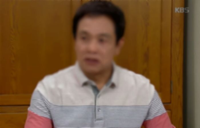 너무 오래 써 고장난 도어락 새걸로 바꾸는 대신 ‘마우스’ 이식해 되살려낸 공대생 아빠
