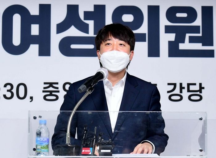 이준석 대표 일정 전면 취소에 ‘사퇴설’ 흘러나오자 국민의힘에서 급히 내놓은 입장