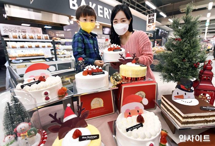 홈플러스, 크리스마스 케이크 사전 예약 판매... 30% 할인 혜택