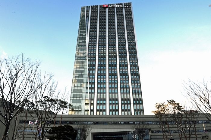 “여직원한테만 매달 3만원 주는 한국전력 ‘여성수당’ 없애주세요”