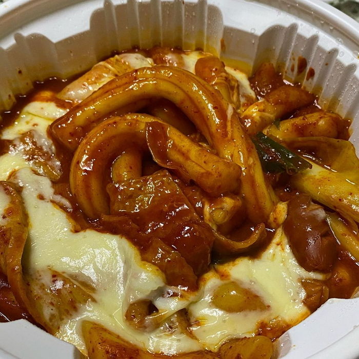 떡 대신 쫄깃통통 분모자만 잔뜩 넣은 엽떡 신상 ‘분모자 떡볶이’