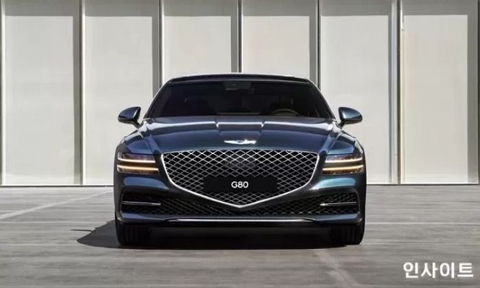 “제네시스 G80 ‘급발진’으로 반신불구 됐는데 경찰은 운전자 과실이랍니다” (사고영상)