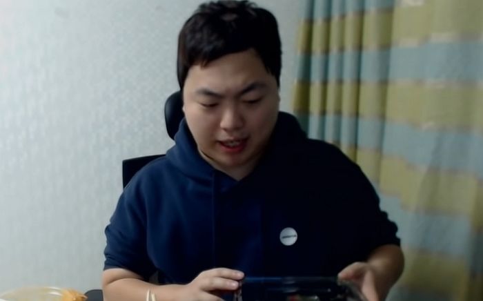 현재 아프리카TV 뒤집어놓은 별풍선 1억 2천만원 환불 요청 사건