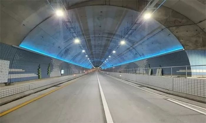 매일 7m씩 11년 뚫어 세계 5번째로 긴 ‘해저터널’ 건설한 광기의 한국인들