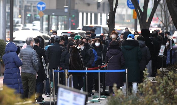 오늘(7일) 코로나 신규 확진자 6000명대 진입...역대 최다 기록 또 경신