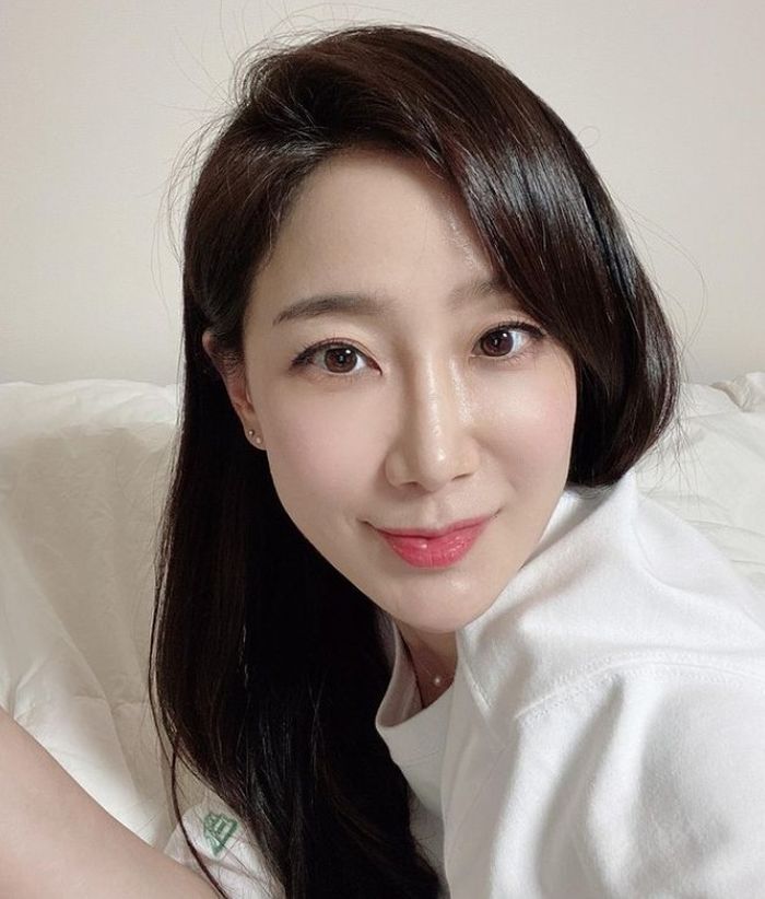 ‘서프라이즈 걔’ 김하영, 3년 사귀고 헤어진 전남친 가족과 반려견 생일파티