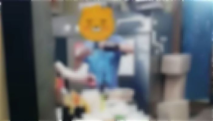 “유명 프랜차이즈 치킨집서 생맥주 시켰는데 ‘페트병 맥주’를 담고 있었습니다”