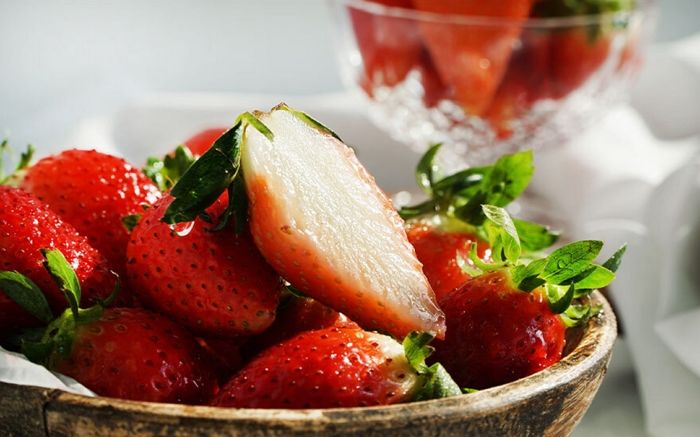 내일(9일)부터 홈플러스 달려가면 달달상큼한 제철 설향 딸기 ‘반값’