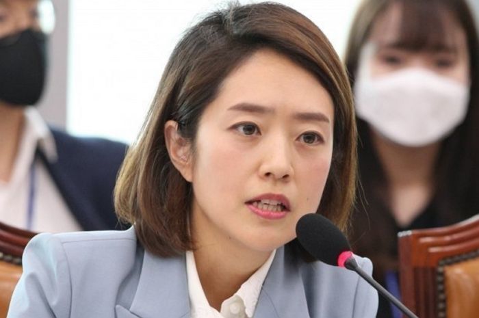 “고민정, 고민만 많다”는 홍준표 저격에 고민정이 웃으며서 남긴 한마디
