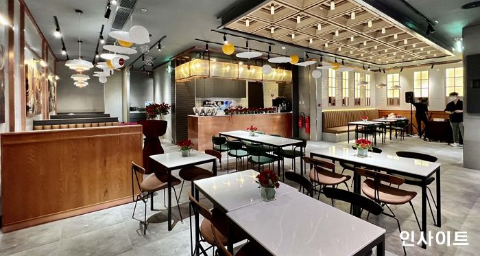 교촌치킨, 두바이 1호점 ‘데이라 시티센터점’ 오픈