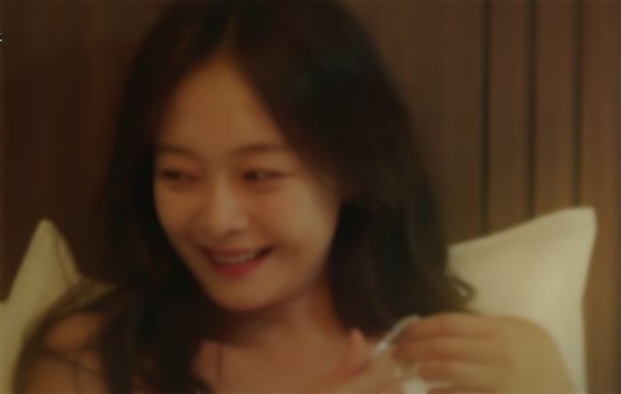 회사 동료와 술먹고 자느라 남친 전화+카톡 100개 씹은 여성이 블라인드에 올린 도움 요청글