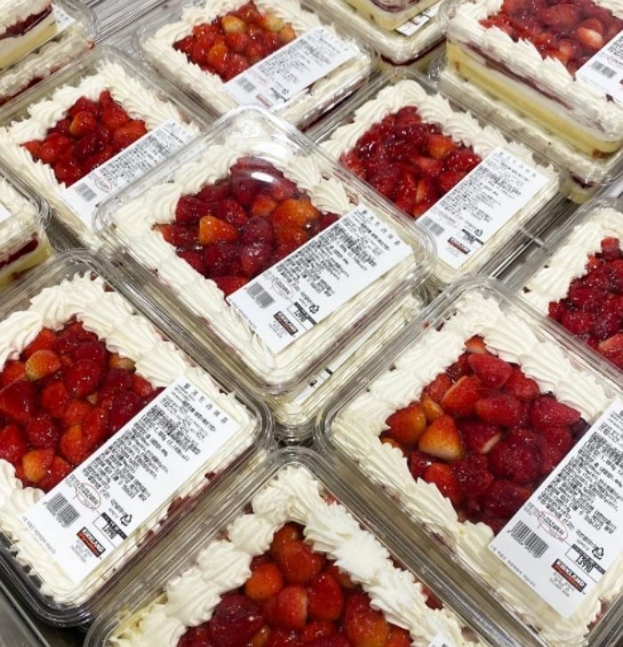 부드러운 생크림에 ‘상큼’ 딸기 한무더기 들어간 코스트코 ‘딸기트라이플’ 재출시