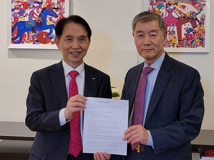 뉴욕에 캠퍼스 세워달라고 카이스트에 1000억 플렉스한 연대 출신 할아버지의 정체