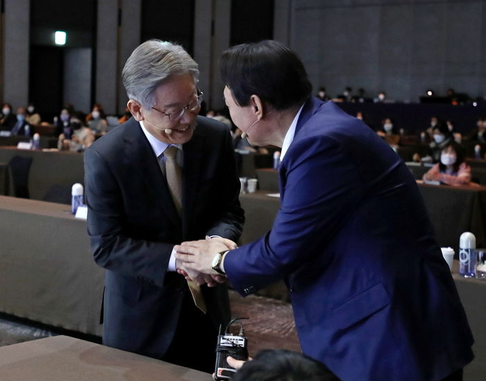 경기·인천·호남은 정권 교체보다 ‘정권 연장’ 바라는 여론이 더 많았다