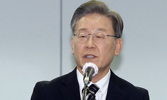 “씨X, 내상 입었다” 이재명 장남, ‘도박 논란’에 이어 마사지업소 후기도 올려