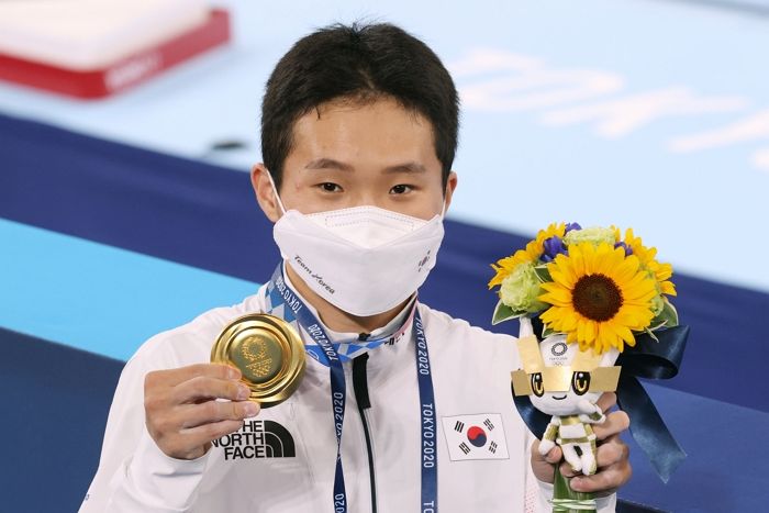 도쿄올림픽 금메달리스트 신재환, 만취 상태로 택시기사 폭행...소속팀 “공황장애 겪어” 해명