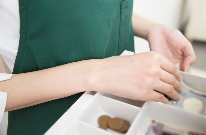 “동네 카페서 알바하다가 5만원 훔쳐간 도둑으로 몰려 해고당했습니다”