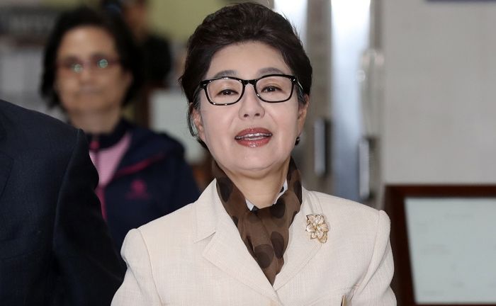 박정희 전 대통령 둘째 딸 박근령, 대선 출마 선언