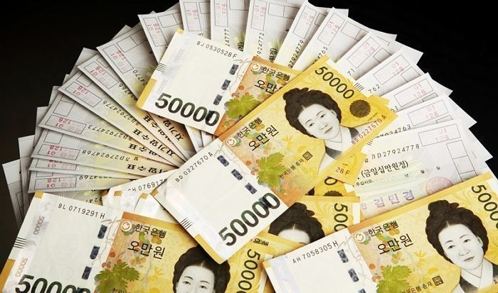 “300만원 받는 백수 VS 1000만원 버는 직장인”...한국 청년들이 보인 반응