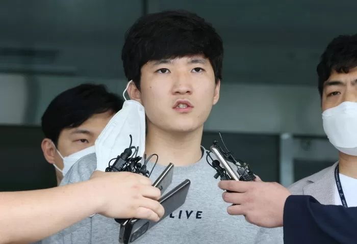 ‘남자아이들 성착취물 제작·유포’ 최찬욱, 징역 12년 선고