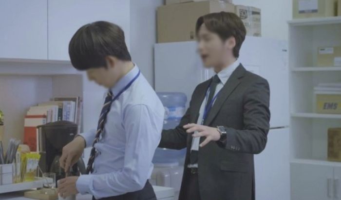 “사무실에서 ‘반말’로 업무대화 나누는 신입들 불편한데, 지적하면 ‘꼰대’일까요?”
