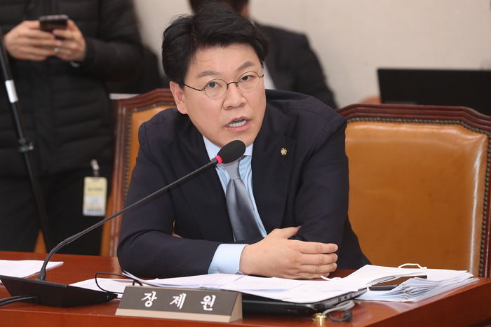 윤석열 장모 실형 선고에 최측근 장제원 의원이 ‘숨은 공신’으로 꼽히는 이유