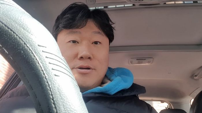 안전벨트 안 매고 고속도로 주행한 ‘나는 솔로’ 영철 (영상)