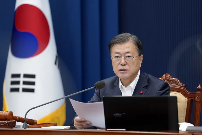 차기 대통령 연봉 2억 4천만원...올해보다 242만원 인상