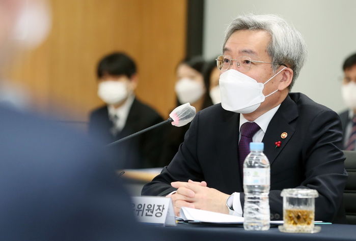 “한국에서 빚 갚으면 바보”...앞으로 대출 연체한 사람 70% 면제해 준다