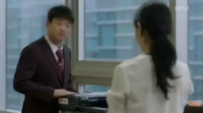 카페에서 40분씩 놀다오는 女인턴 혼냈더니 ‘성인지 감수성’ 없다고 대듭니다