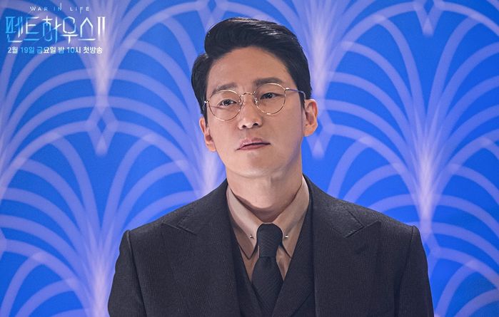 ‘펜트하우스’ 엄기준·이지아, 시청률로 하드캐리 했는데도 ‘SBS연기대상’서 무관