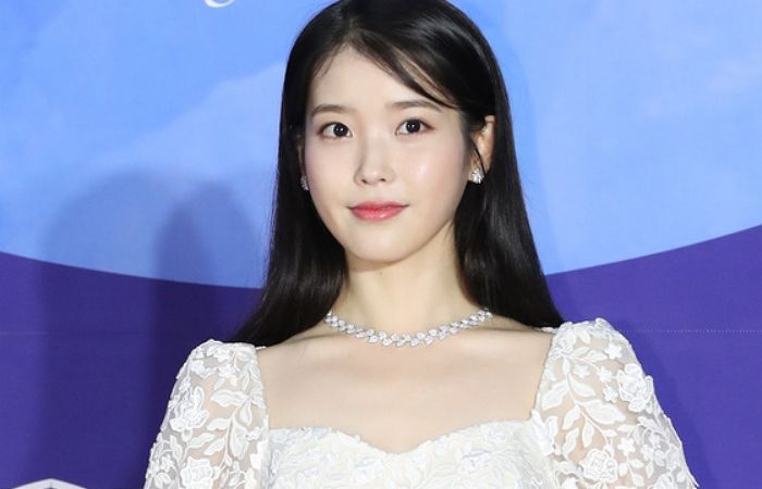 지난해 15억 넘게 기부한 아이유, 안 알려진 기부금 더 있었다