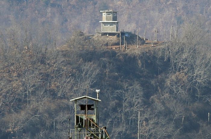 합참 “강원도 동부전선 MDL 철책 통해 1명 월북”