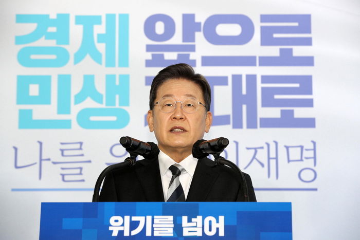 이재명, ‘탈모약’ 건강보험 지원 공약 검토