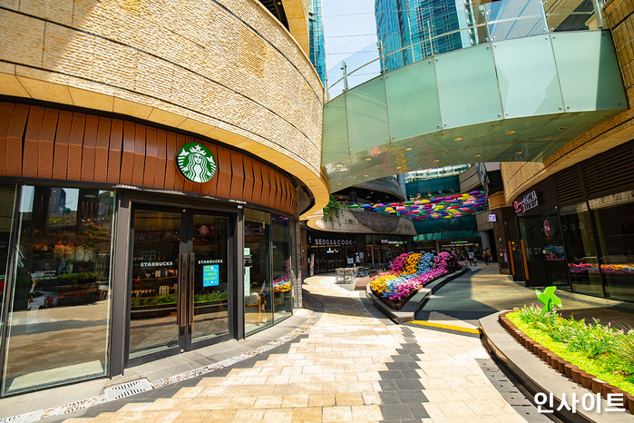 스타벅스, 13일부터 아메리카노 4100원→4500원으로 가격 인상