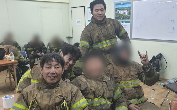 화재현장 재투입 전 순직 소방관들의 검게 그을린 ‘마지막’ 미소