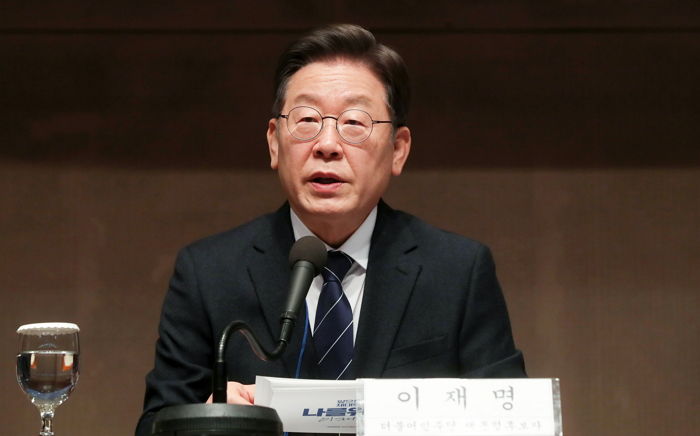이재명 “비정규직이 정규직보다 보수 더 많이 받아야”