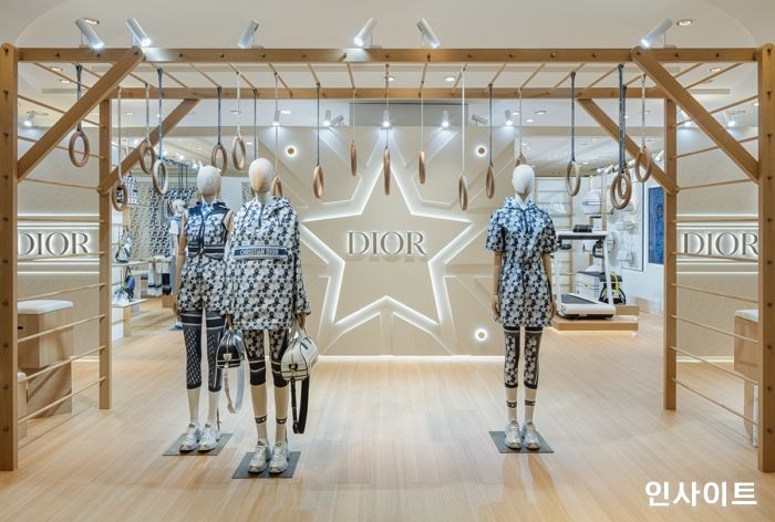 디올, 갤러리아에 ‘DIOR VIBE 팝업 스토어’ 오픈