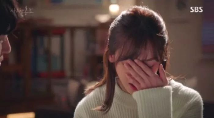 ‘리뷰 이벤트’ 받고도 별점 5개 안 주고 ‘테러’한 남친보고 이별 결심한 여성