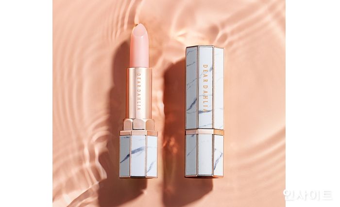 디어달리아, 건조한 입술 책임지는 겨울철 필수 선물템 ‘고보습 멀티밤’ 제안