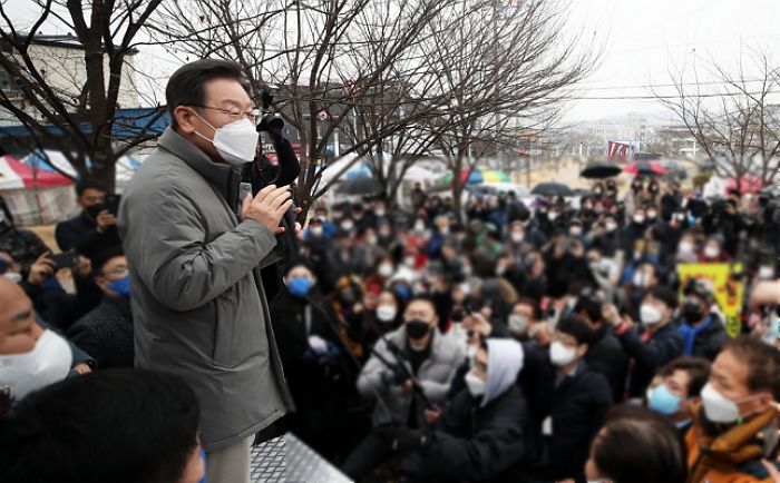 김남국 “이재명, 일정 너무 많아 눈 혈관 터지고 코피까지 쏟아”